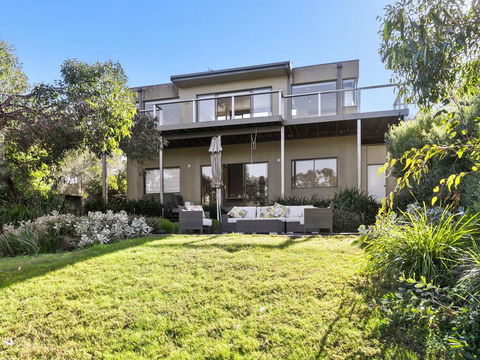 BELLE VUE ANGLESEA - Rental Cars 0