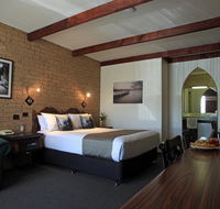 Belltower Motor Inn - Rental Cars