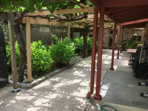 Bluebird Cottage - Rental Cars 0
