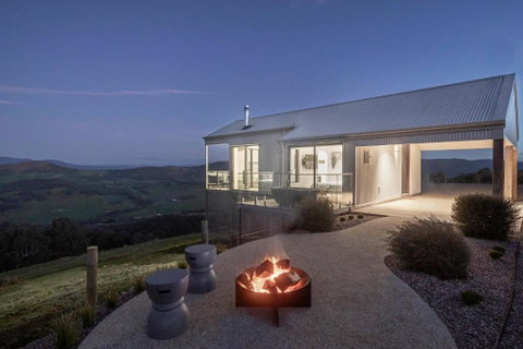 The Lookout By Mt Bellevue - Rental Cars 0