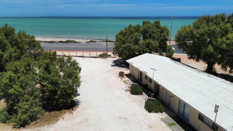 Wildsights Beach Units - Rental Cars 0