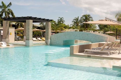 Ibis Darwin Airport Hotel - Rental Cars 3