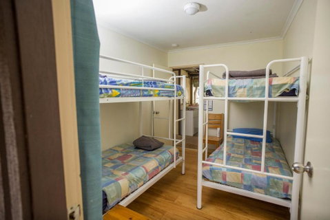 YHA Pittwater Eco, Sydney - Rental Cars 1
