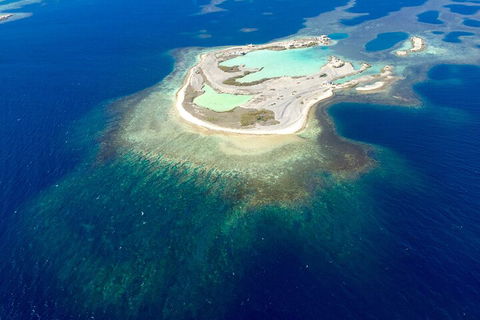 Abrolhos Islands Fixed-Wing Scenic Flight - Rental Cars 4