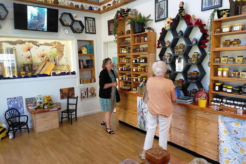 Tamar Valley Food And Wine Boutique Tours - Rental Cars 0