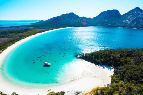 Wineglass Bay Private Charter Service - Rental Cars 2