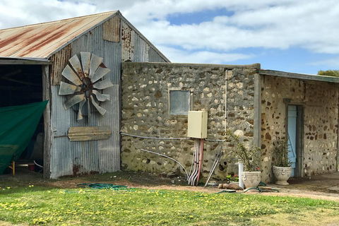 Kangaroo Island Food And Wine Trail Tour - Rental Cars 5