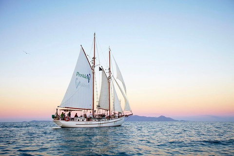 Fly & Sail Package (With Providence) - Rental Cars 1