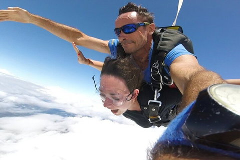 Reef And Rainforest Tandem Sky Dive In Cairns - Rental Cars 4
