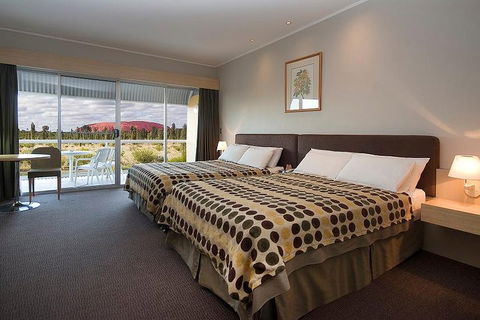 3-Day Uluru-Kata Tjuta And Kings Canyon 4WD Small-Group Eco-Tour From Alice Springs - Rental Cars 0