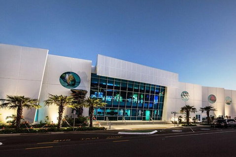 Cairns Aquarium Admission Ticket - Rental Cars 4