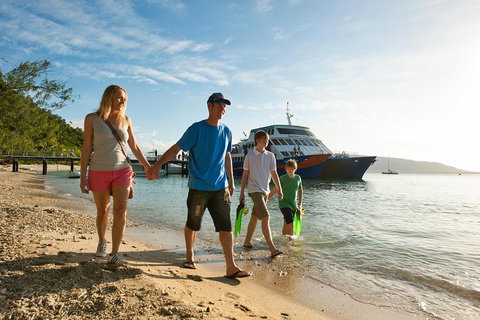 Fitzroy Island Catamaran Transfers From Cairns - Rental Cars 3