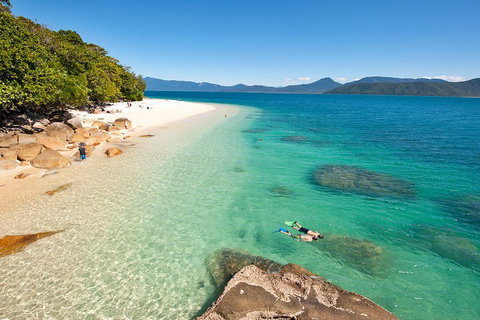 Fitzroy Island Catamaran Transfers From Cairns - Rental Cars 4