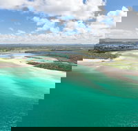 Deluxe Seaplane Tour Noosa to Glasshouse Adventure for 2 with Photobook - Rental Cars