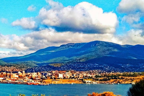 Hobart Half-Day Sightseeing Coach Tram Tour - Rental Cars 2